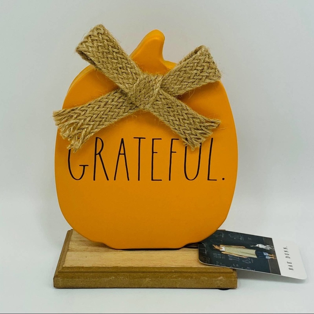 NWT Rae Dunn GRATEFUL‎ Metal Pumpkin w/ Wood Stand